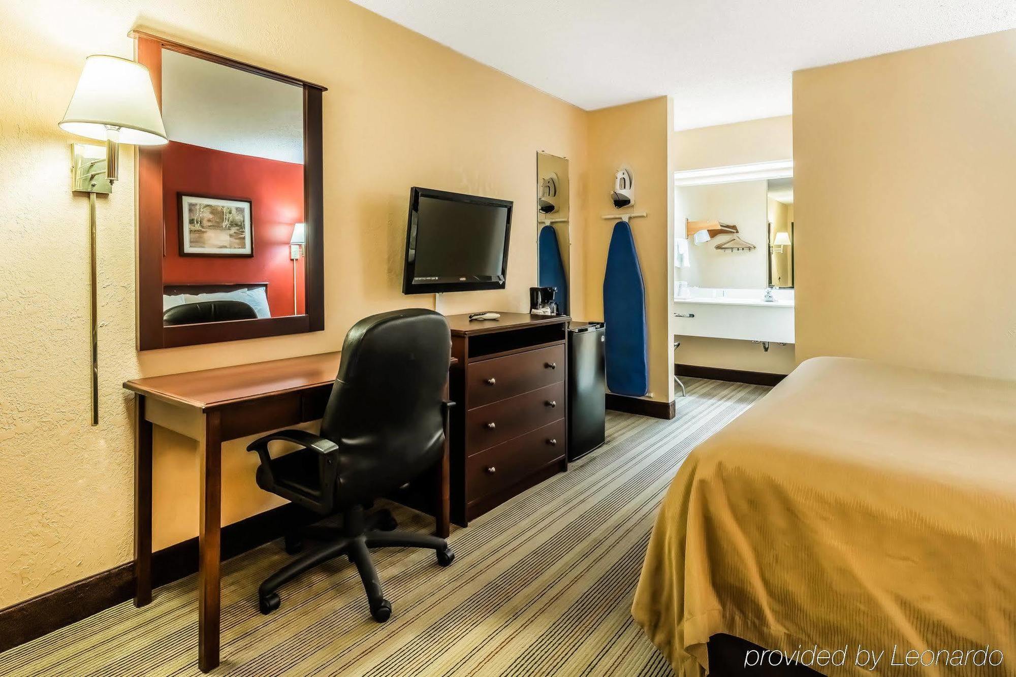 Quality Inn Gordonsville Eksteriør billede